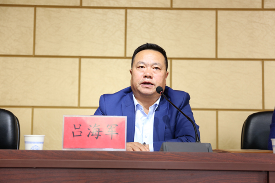 书记讲话.JPG