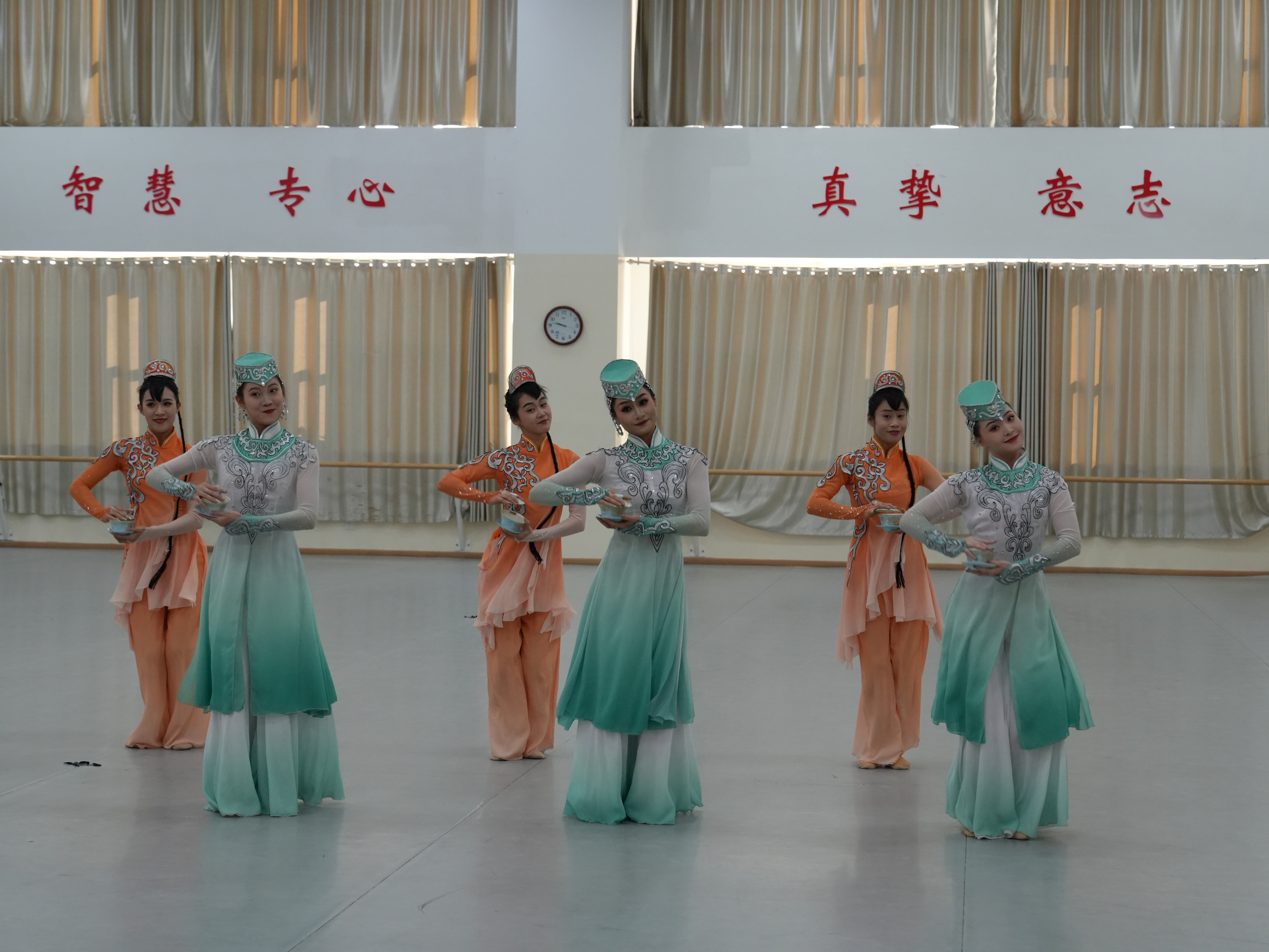 图一.jpg 图一.jpg