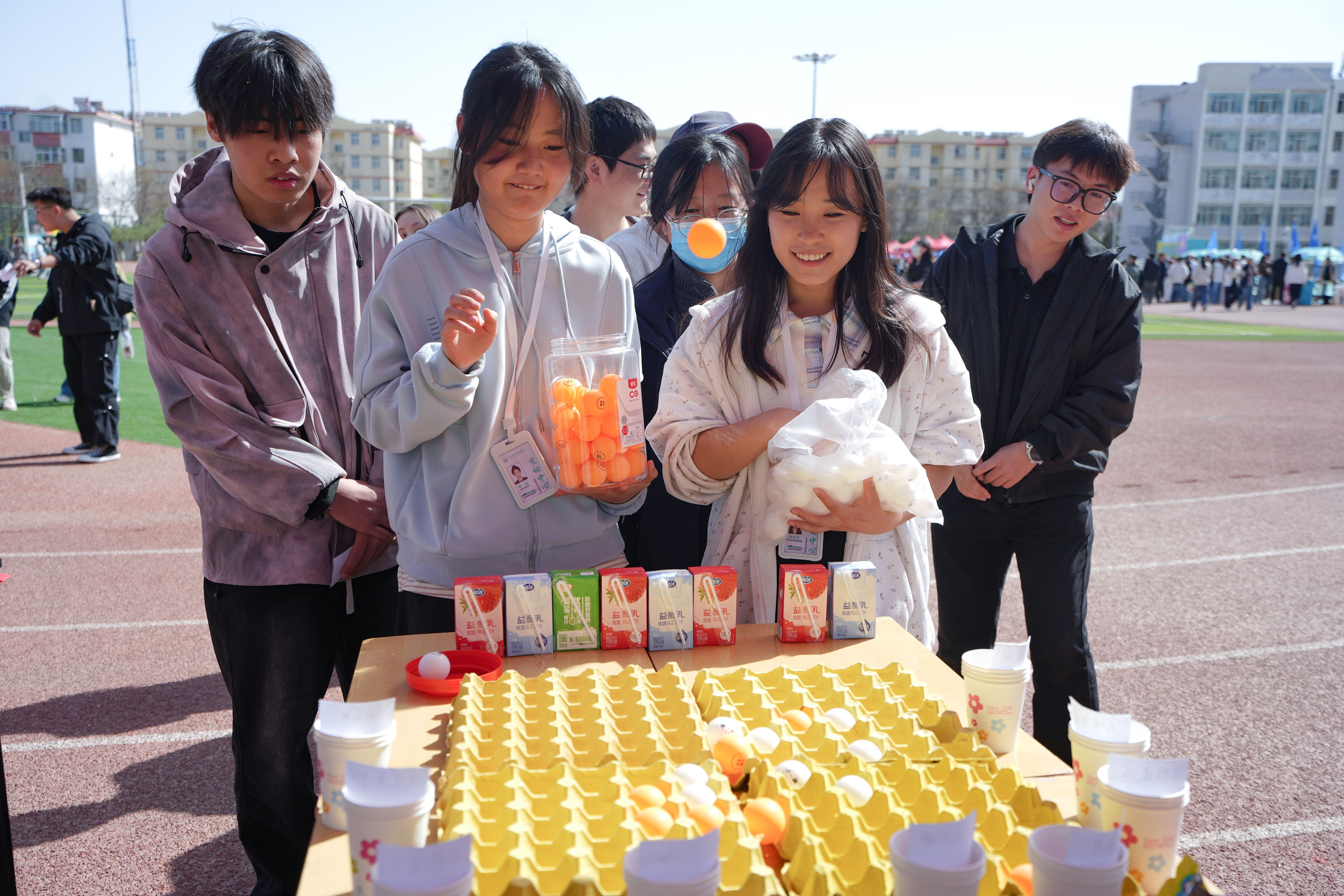 图片八.jpg 图片八.jpg
