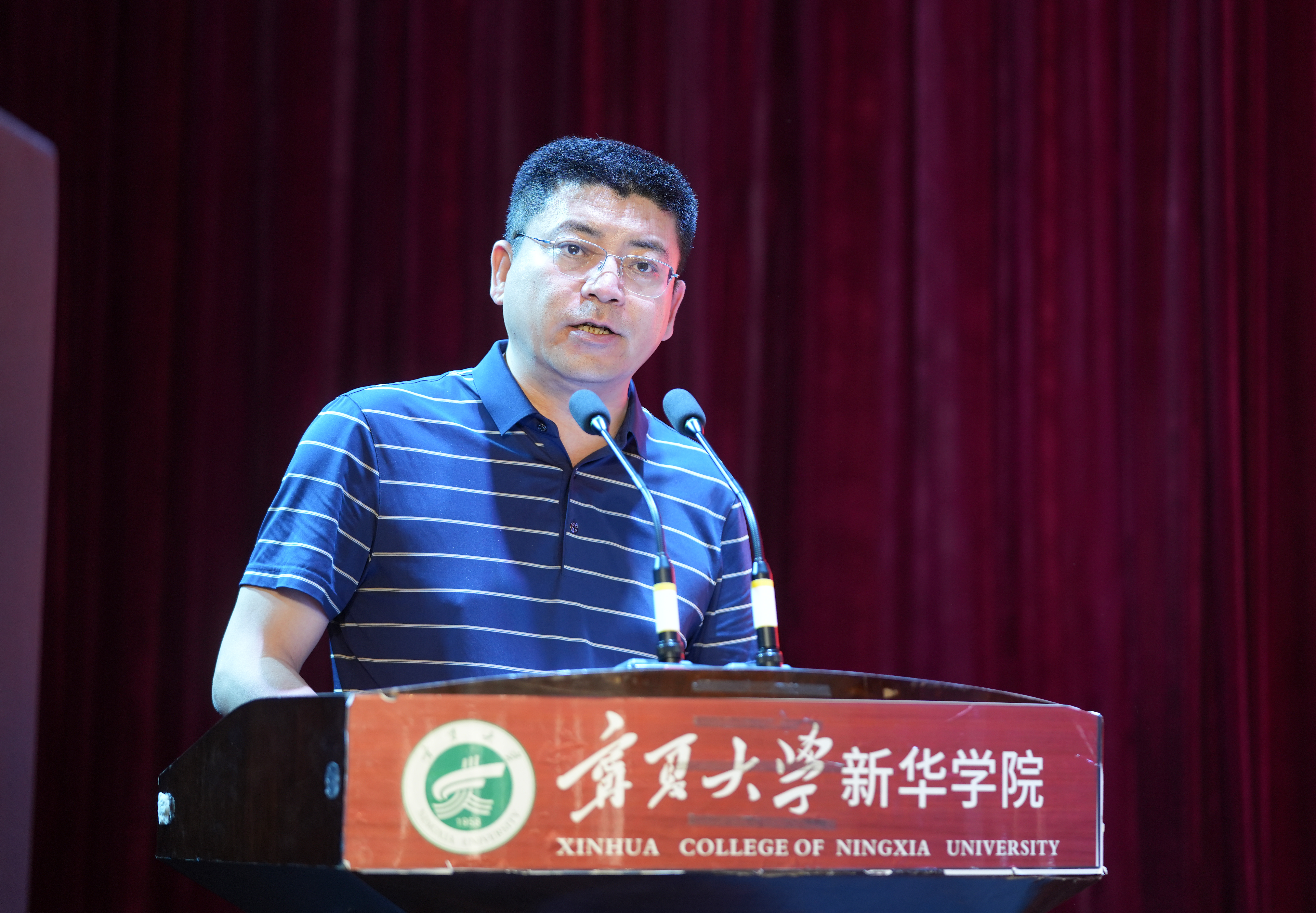 图片二.jpg 图片二.jpg