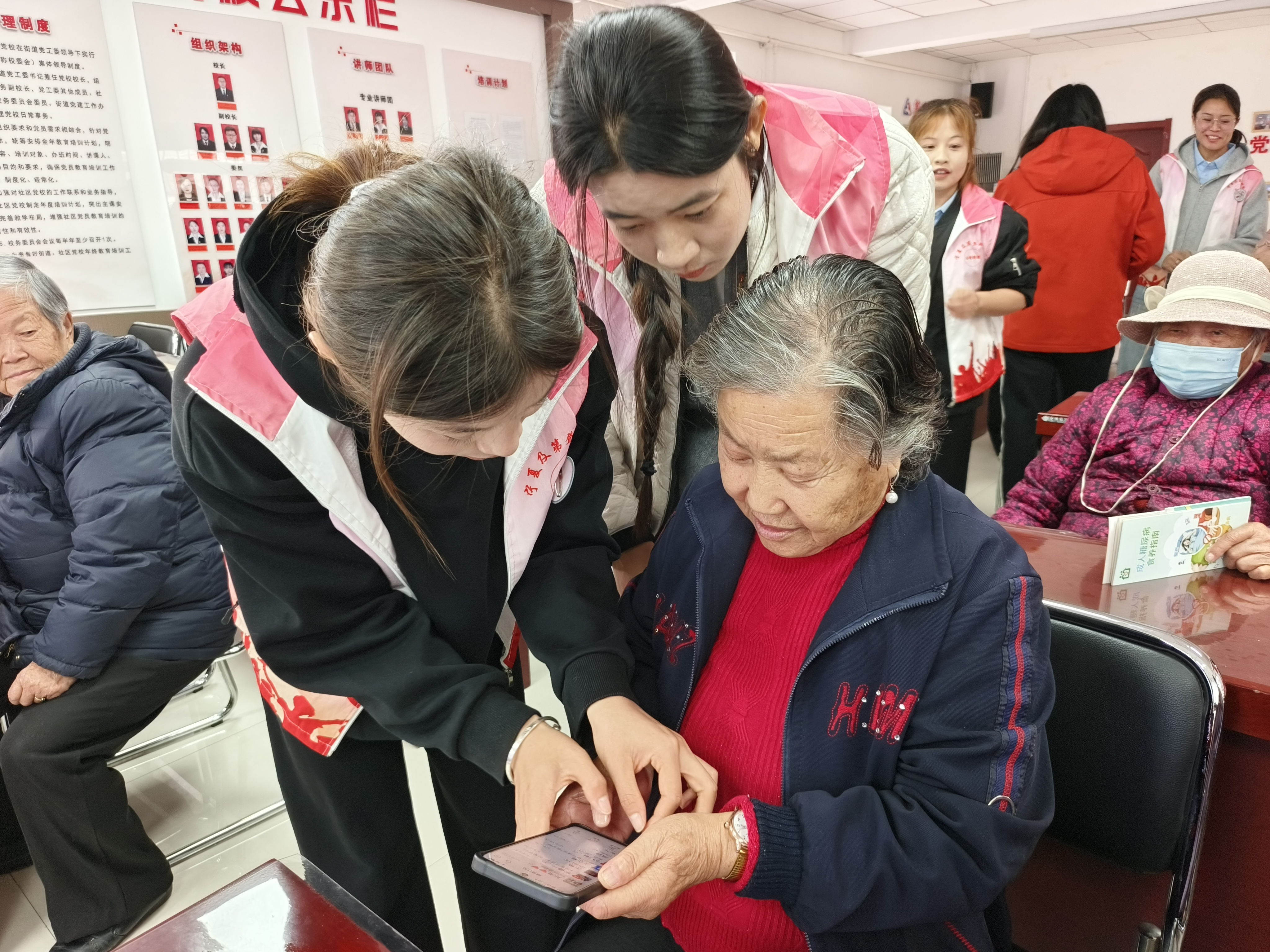 图2.jpg 图2.jpg