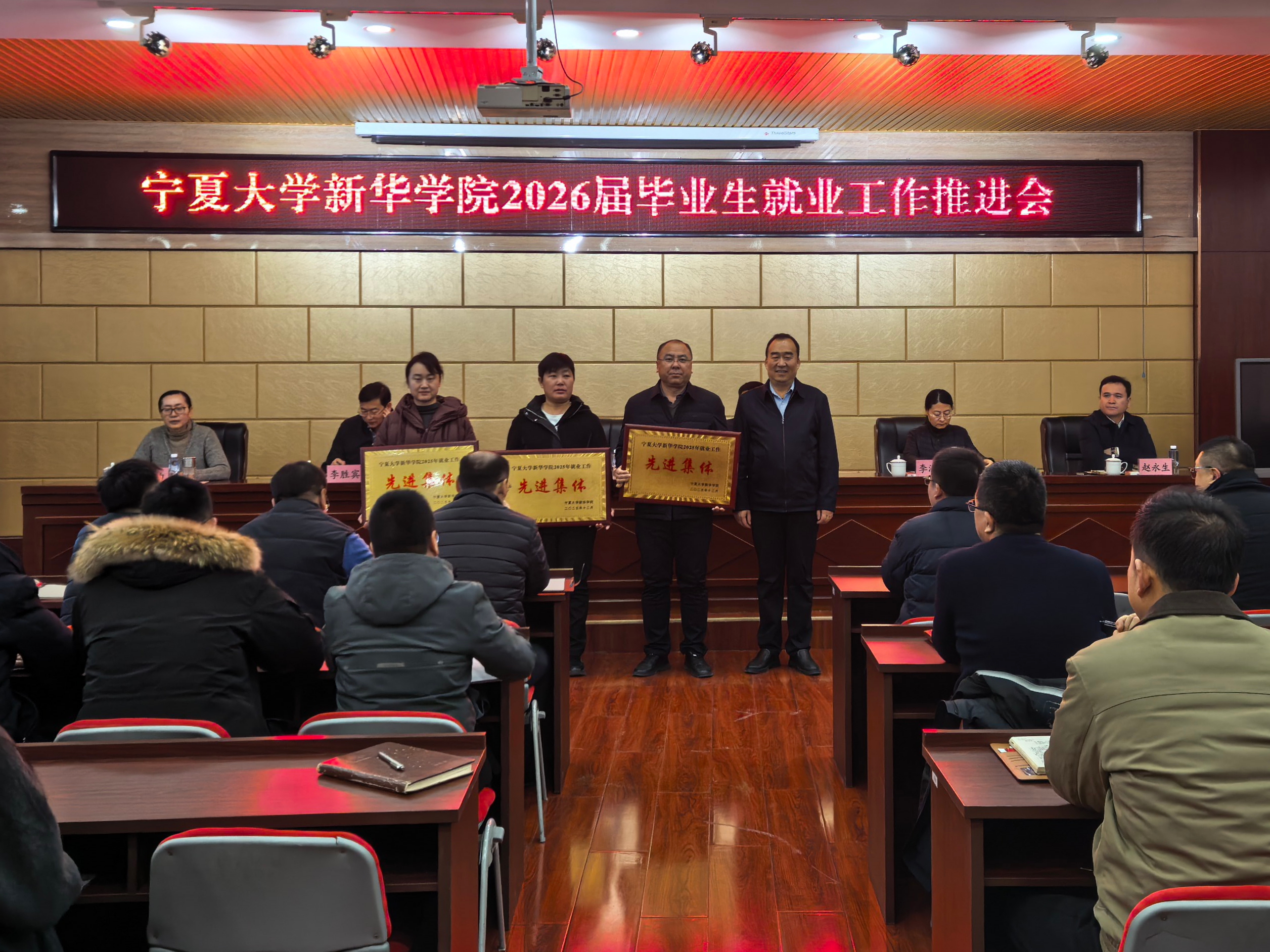 bc3ad90519ad0e5e3f84336a4998b192_副本.jpg bc3ad90519ad0e5e3f84336a4998b192_副本.jpg