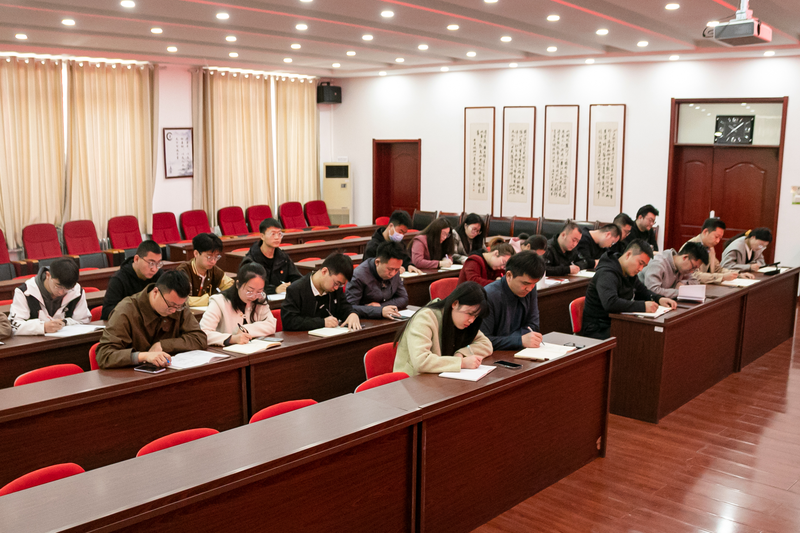 宁夏大学新华学院-新闻网