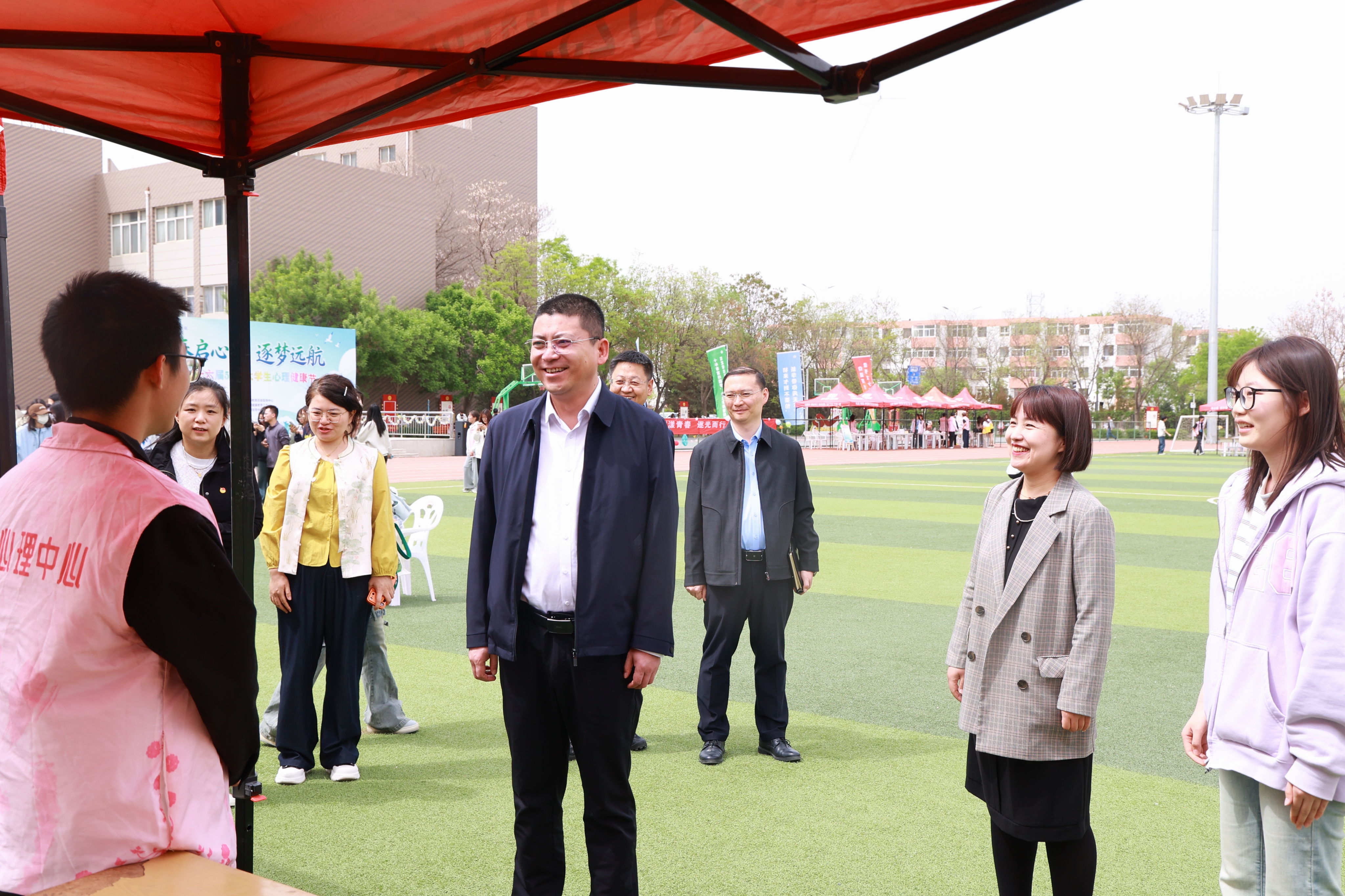 1 领导老师们.jpg 1 领导老师们.jpg