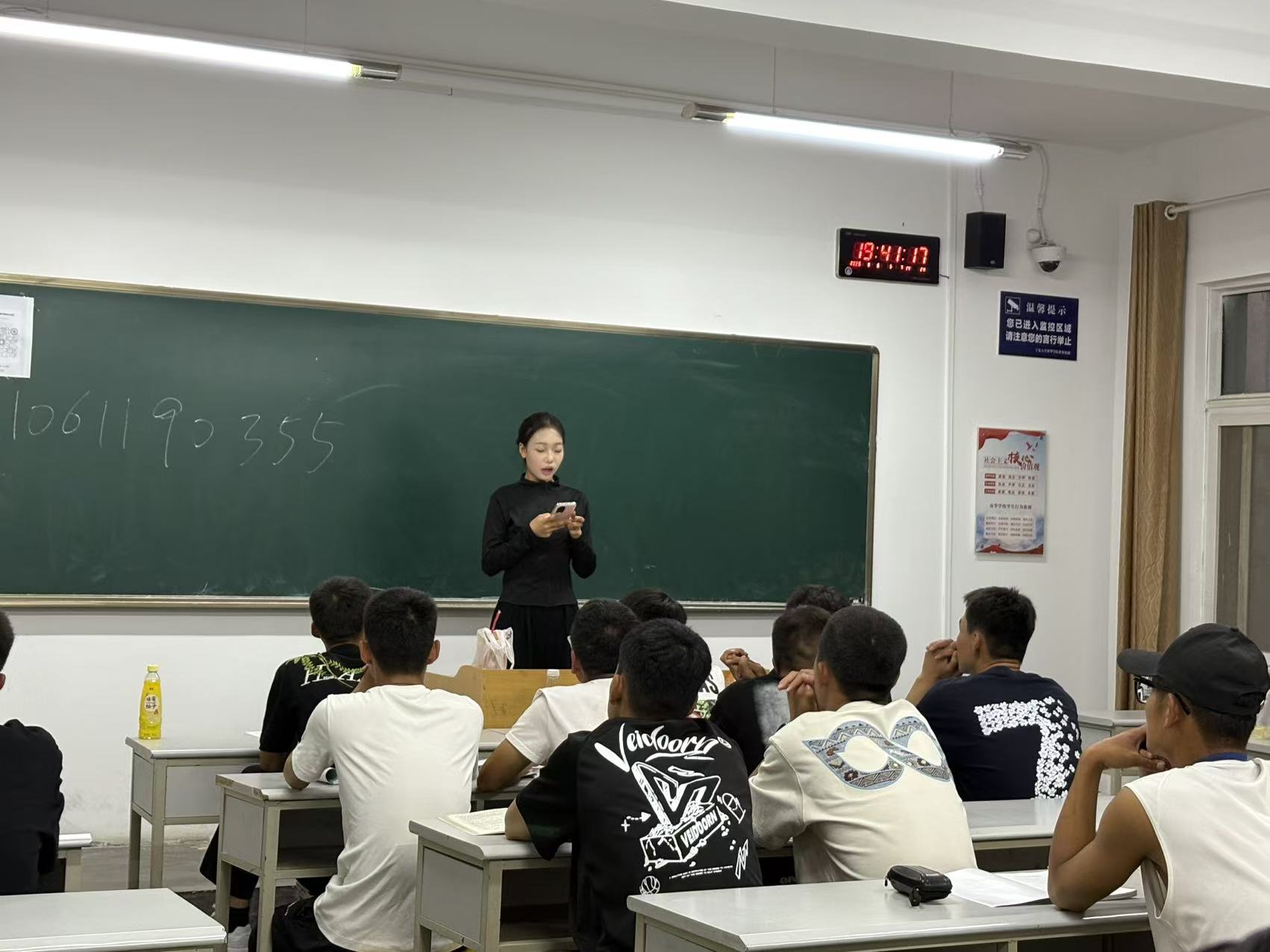 图一.jpg 图一.jpg