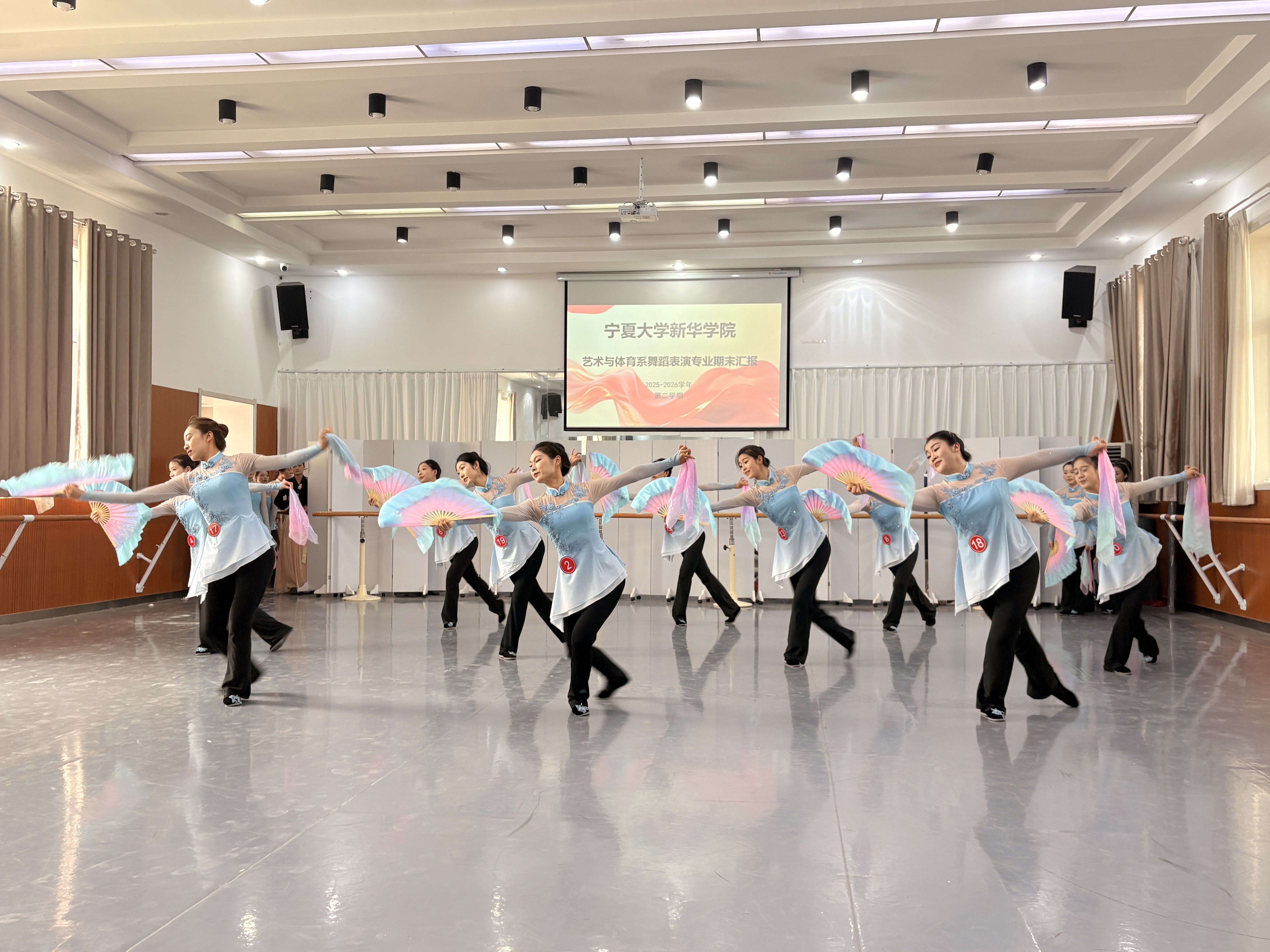 图10.jpg 图10.jpg