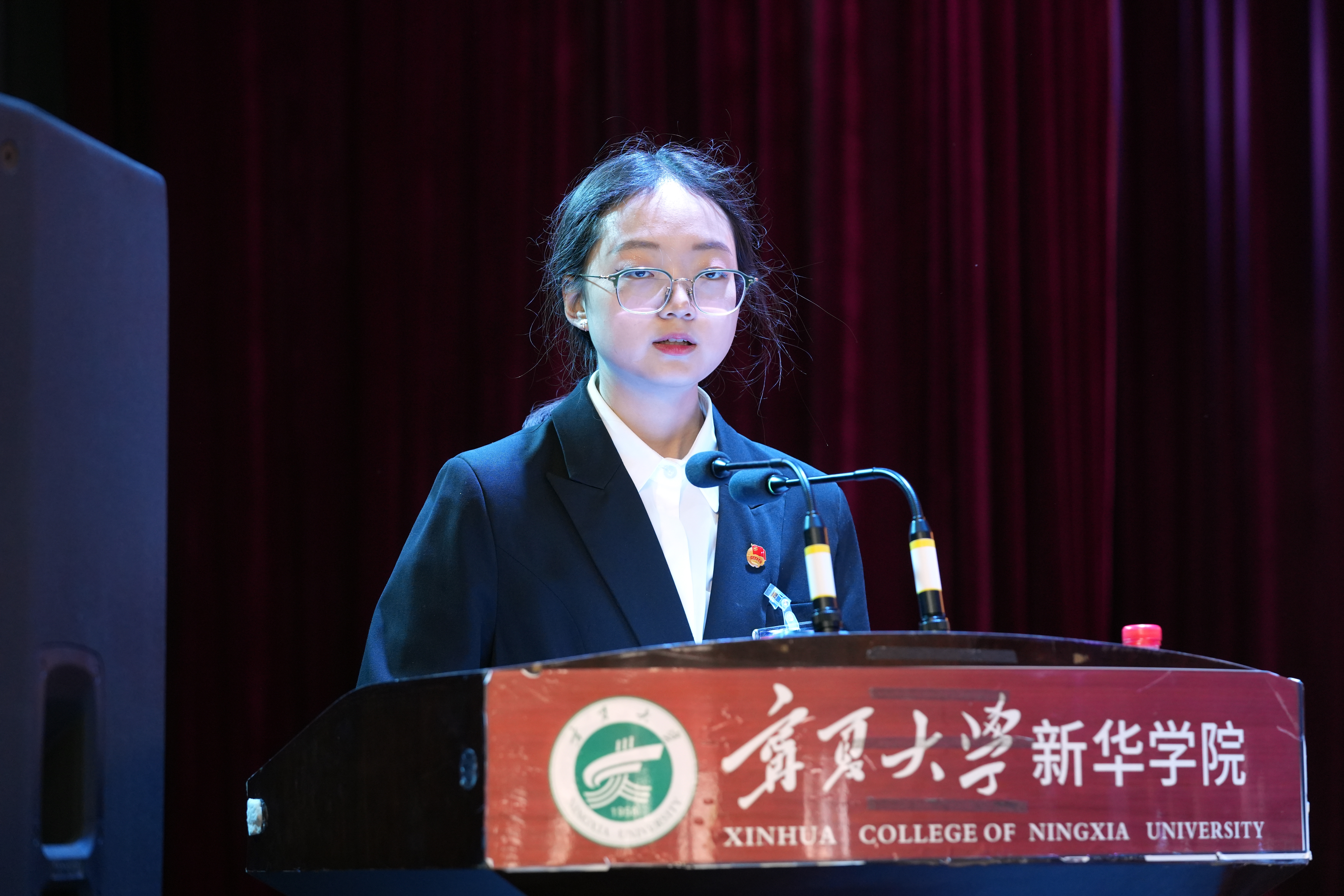 图片六.jpg 图片六.jpg